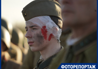 Волгоградцы увидели кровь и ужас настоящей войны под звуки взрывов: пробрало до мурашек