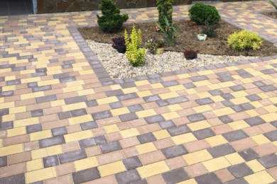 Укладка брусчатки, тротуарной плитки, бордюров