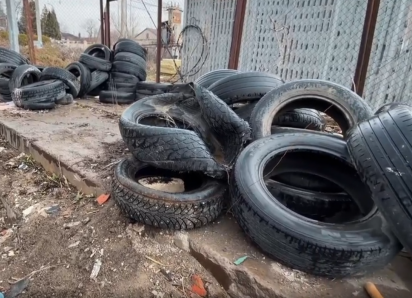 Не мусор, а яд: что вы оставляете у контейнеров?!