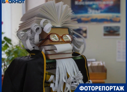Волгоградцам прививают моду на чтение: яркие кадры «Библионочи-2026» 