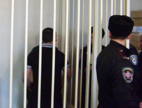В Волгограде двух мужчин приговорили к 30 годам за убийство