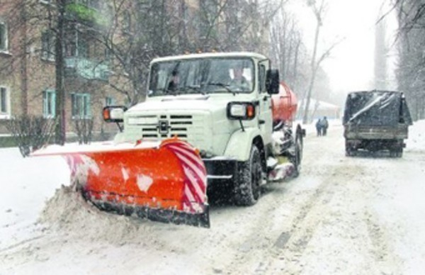 Дорожная спецтехника Волгограда к снегопаду готова