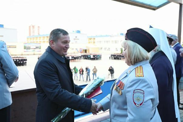 В Рязанском воздушно-десантном училище состарили волгоградского губернатора