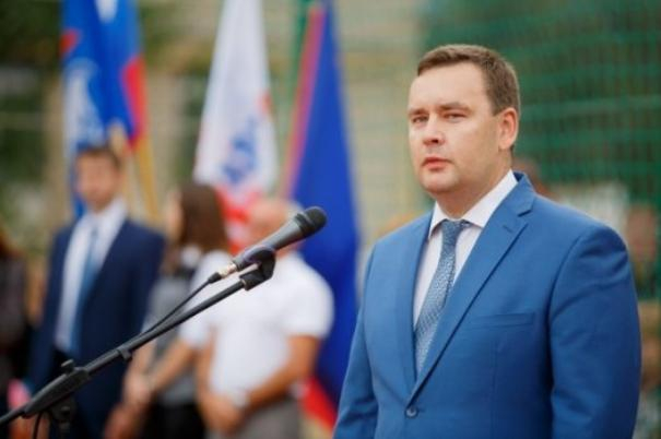 Волгоградский вице-губернатор по культуре продемонстрировал свою изрядно располневшую фигуру