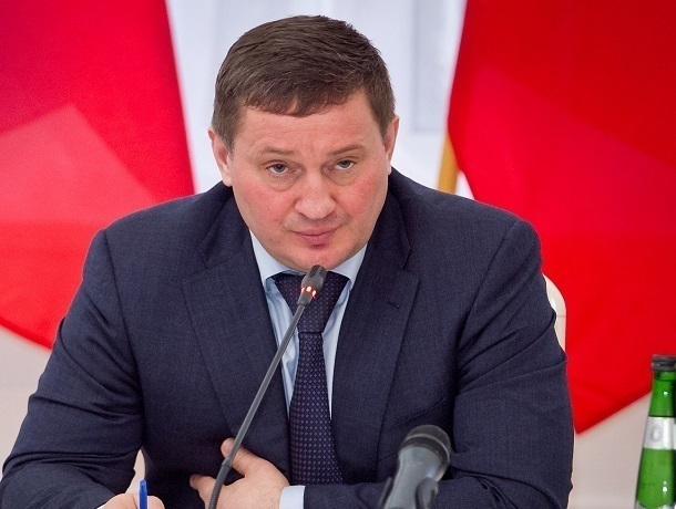 Андрей Бочаров скатился до «двойки» в «Кремлевском рейтинге» губернаторов