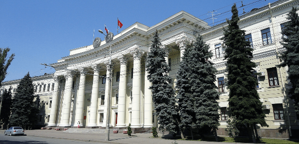 Придворные интриги: волгоградский губернатор отбирает полномочия у одной женщины и передает другой