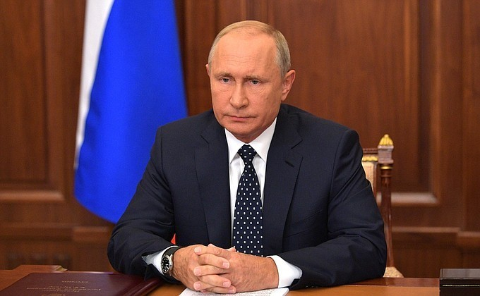 Путин высказал протест против поднятия пенсионного возраста женщинам на 8 лет