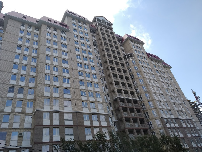 «Волгоградские сироты ждут квартир по 10-12 лет»: общественник обвинил чиновников в неэффективности
