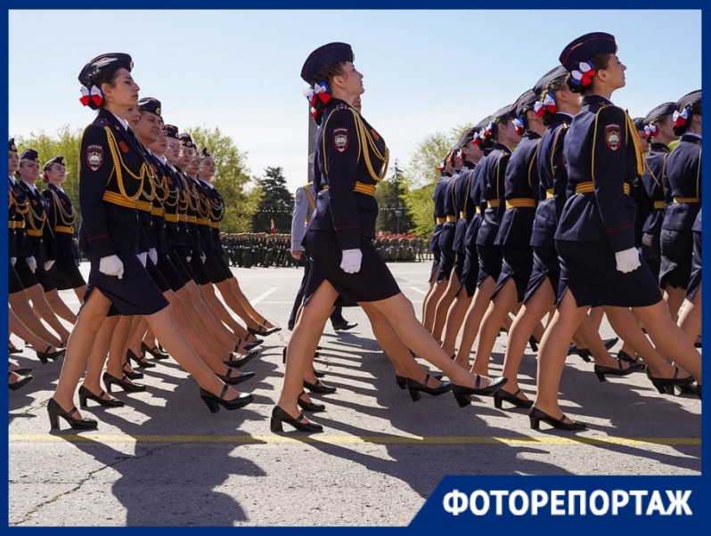 Танки, самолеты и девушки: в Волгограде прошла генеральная репетиция парада Победы