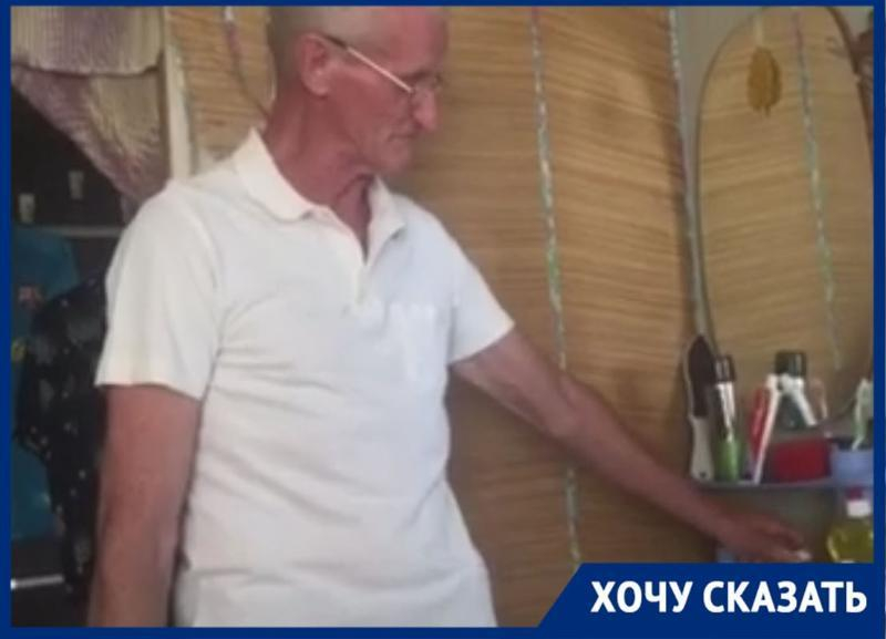 Пенсионер вынужден выживать без воды в поселке Волгоградской области