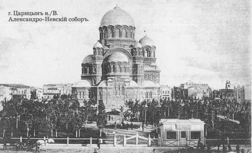 В Волгограде строительство собора Александра Невского идет с опережением графика 