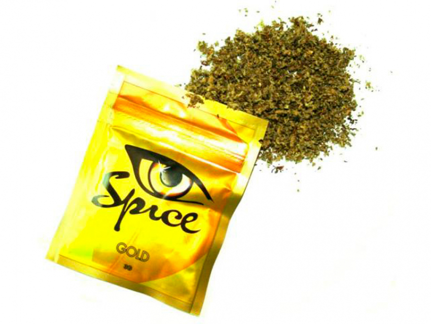 Волгоградец накурился «спайса» и умер после расставания с девушкой 