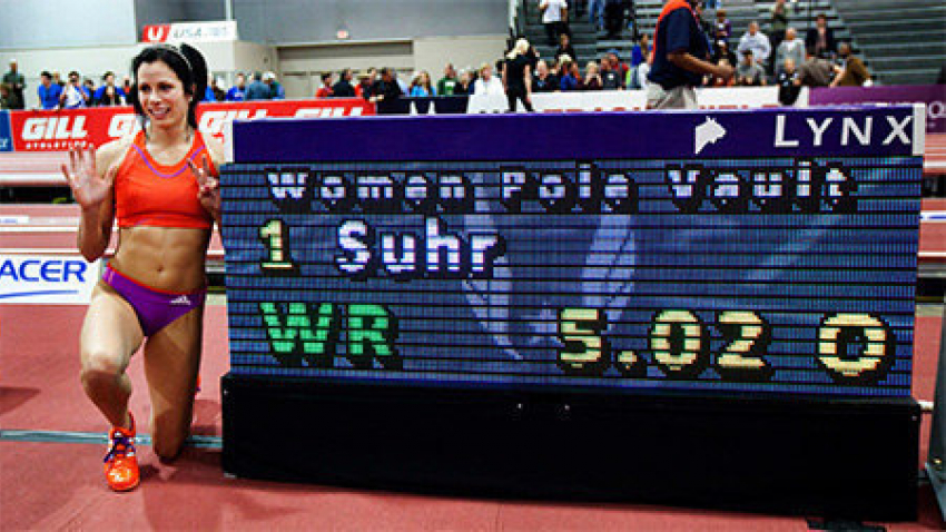 Американка побила рекорд волгоградки Елены Исинбаевой