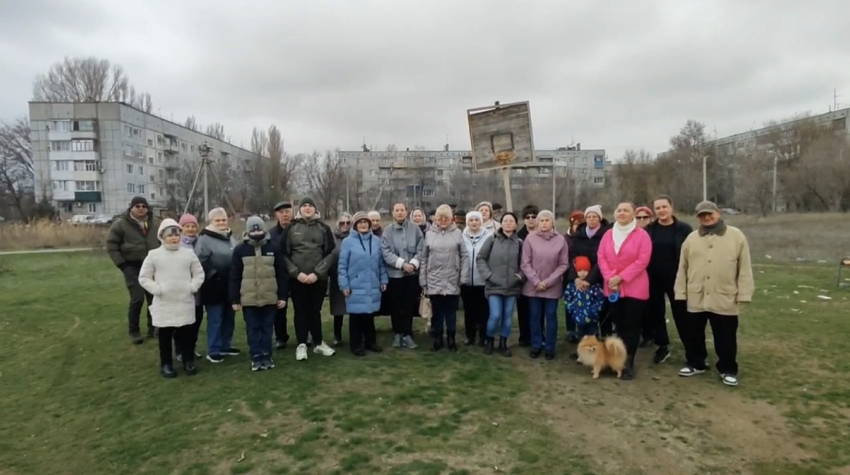 Тревогу бьют волгоградцы из Военного городка: просят спасти от транспортной блокады