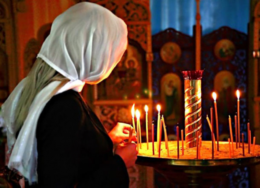 Внезапная влюбленность настигла девушку во время молитвы под Волгоградом
