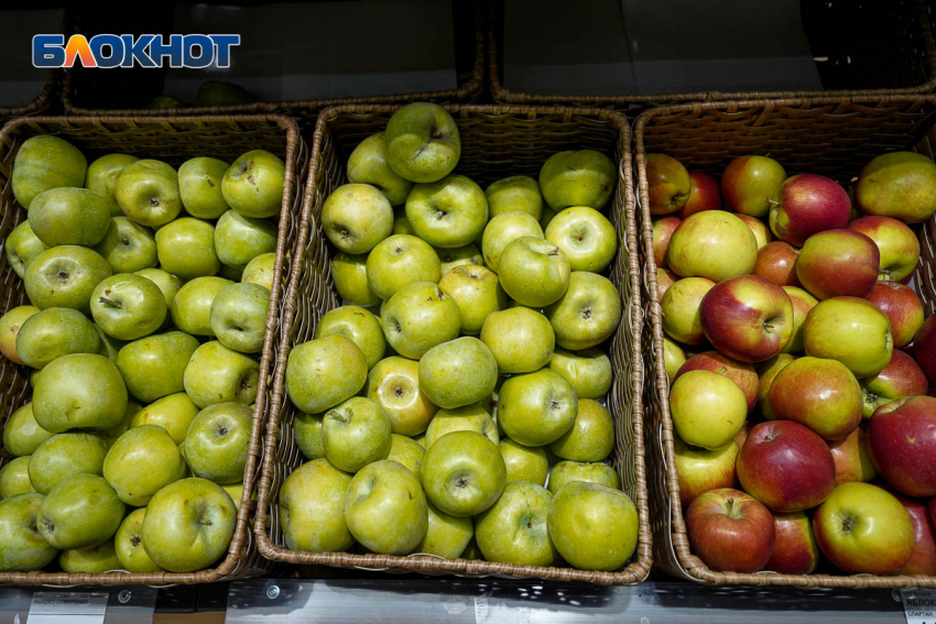 Яблоки рекордно подорожали за неделю в Волгограде