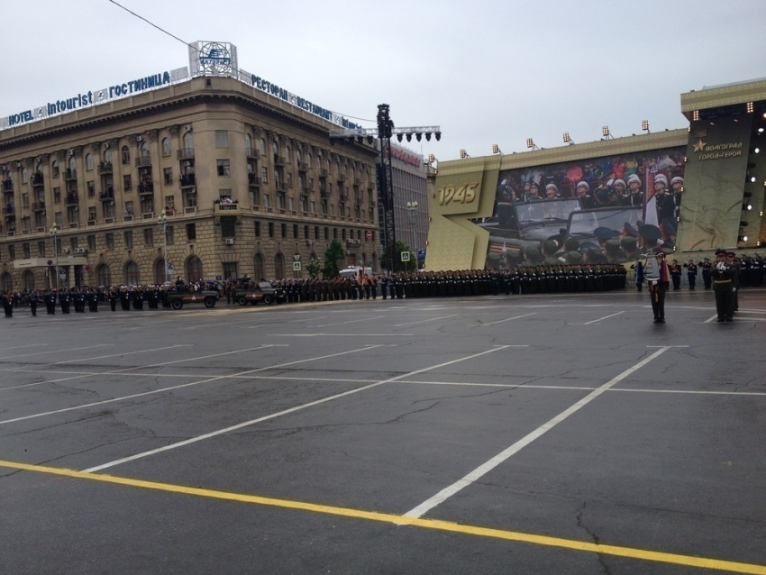 Волгоградцы возмущены, что Парад Победы организовали для «избранных»