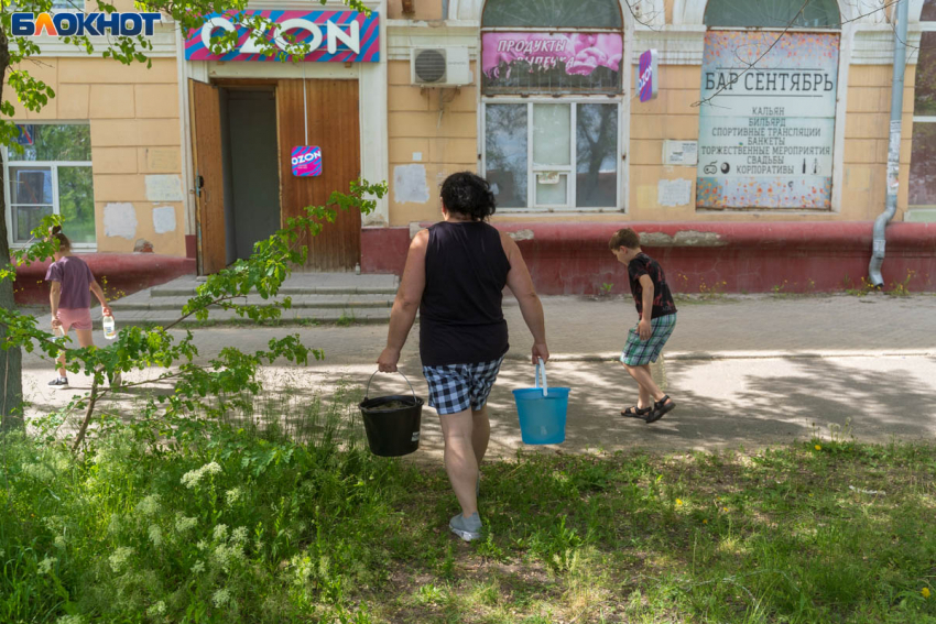 В трех районах Волгограда с 17 июня отключат горячую воду