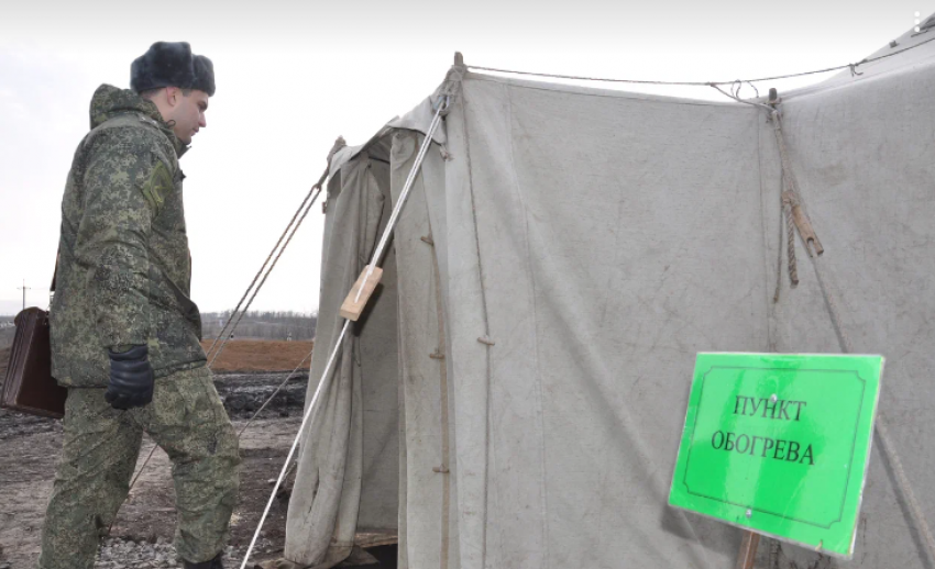 На волгоградских полигонах начали ставить пункты обогрева в кузовах военных машин