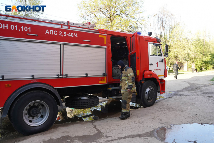  Водитель пострадал в пожаре на заправке в Волгоградской области
