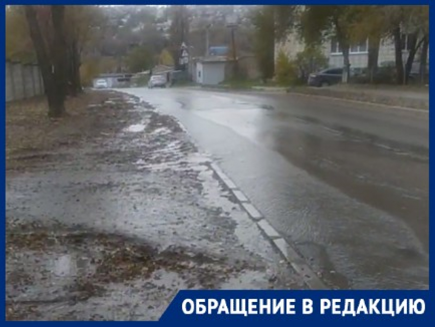 «Узнали, что это техногенная катастрофа»: новый прорыв сняли на видео в Волгограде