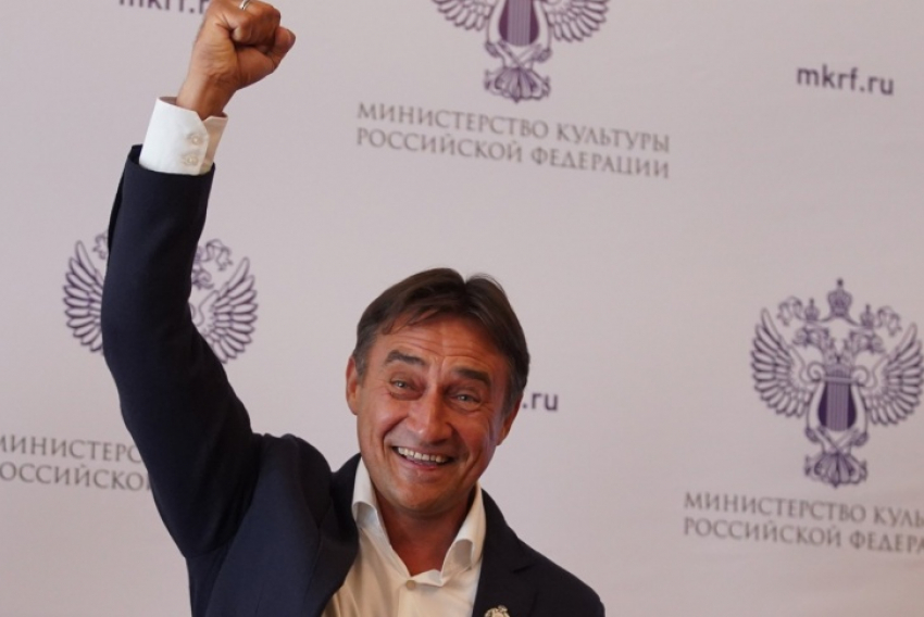 Камиль Ларин предложил «Динамо» подписать Роналду и Дзюбу