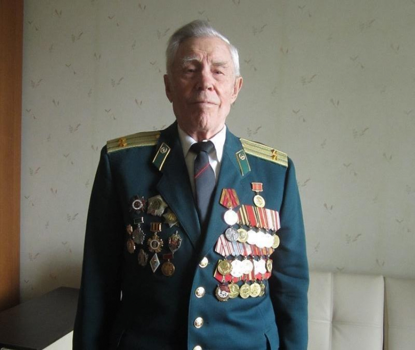 92-летнего ветерана погранслужбы ФСБ обокрали на 150 тысяч, а полиция бездействует, - волгоградка