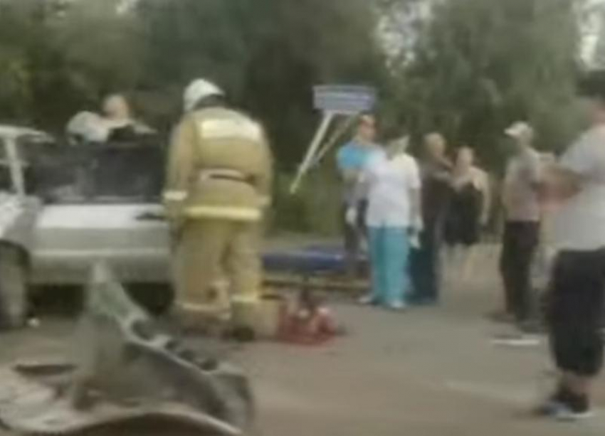   Подробности ДТП на трассе в Волгоградской области: пострадали водители