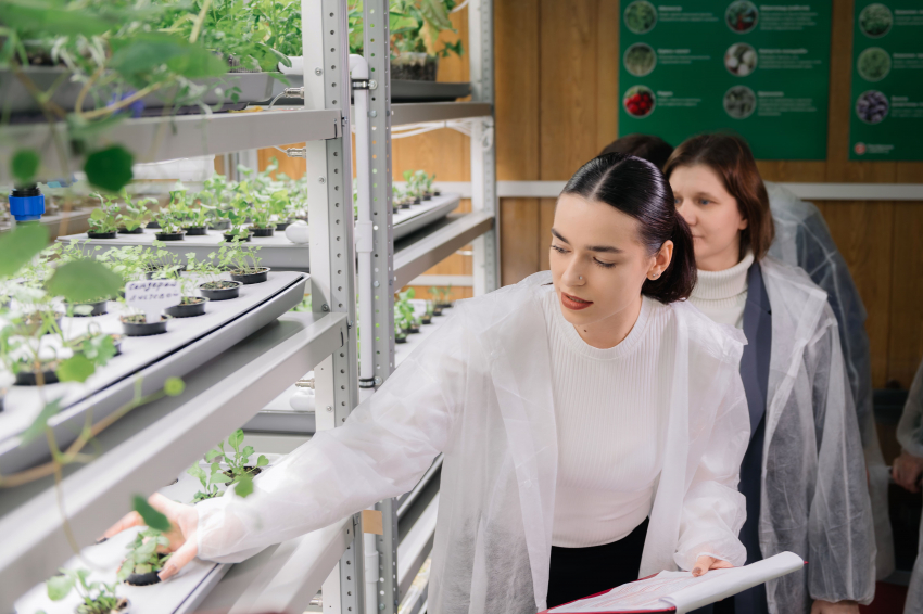 Победа в «Здоровой Олимпиаде» принесла студентам ВКРСиТ собственную сити-ферму