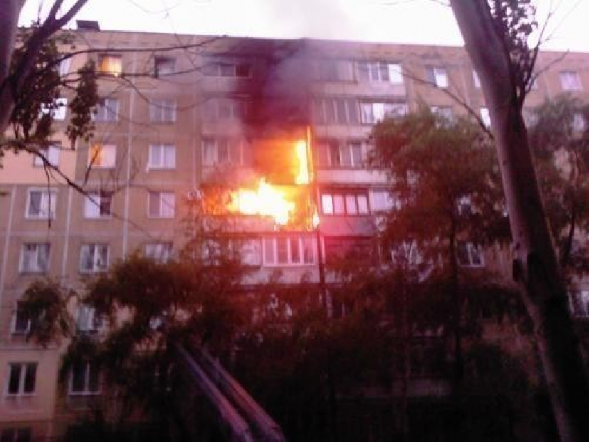 На севере Волгограда на пожаре в многоэтажке погиб 39-летний мужчина
