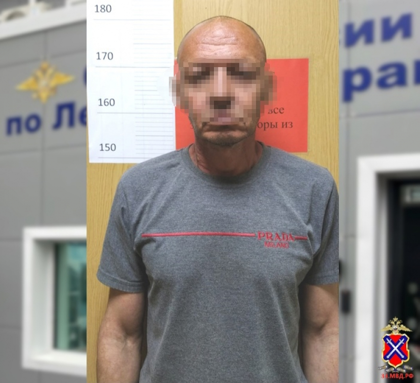 Волгоградца облили бензином и подожгли