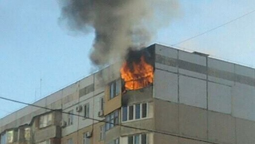 В центре Волгограда курильщик чуть не сжег многоэтажку