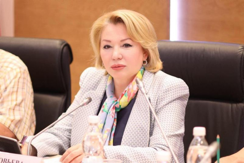 Волгоградский депутат Ирина Соловьева предложила штрафовать за несвоевременный вывоз мусора во дворах