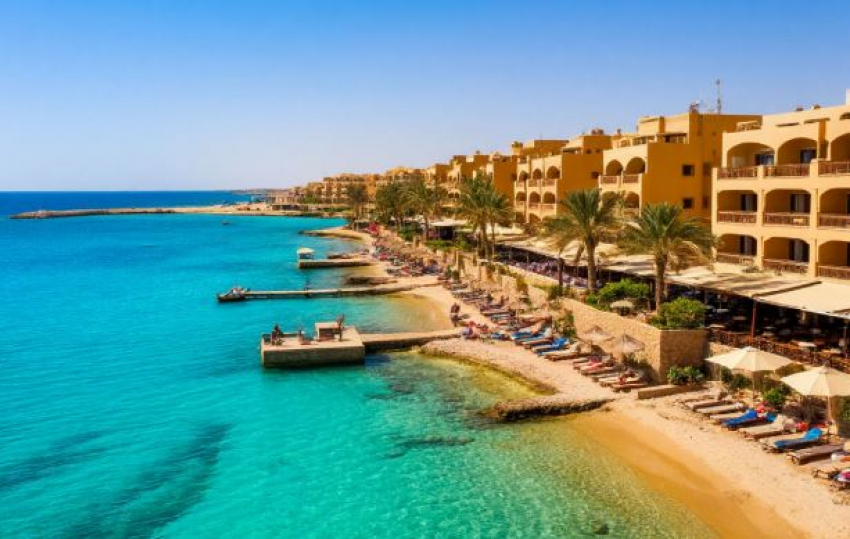 В Волгограде на 14 часов задержали вылет в Египет 