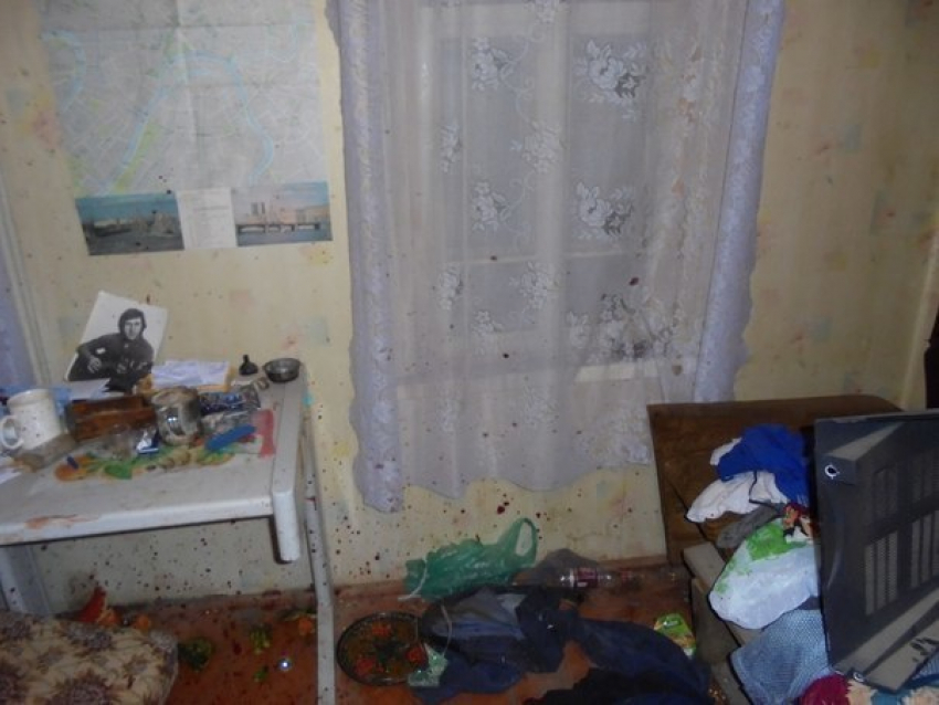 Под Волгоградом 19-летний забил телевизором  до смерти 64-летнего