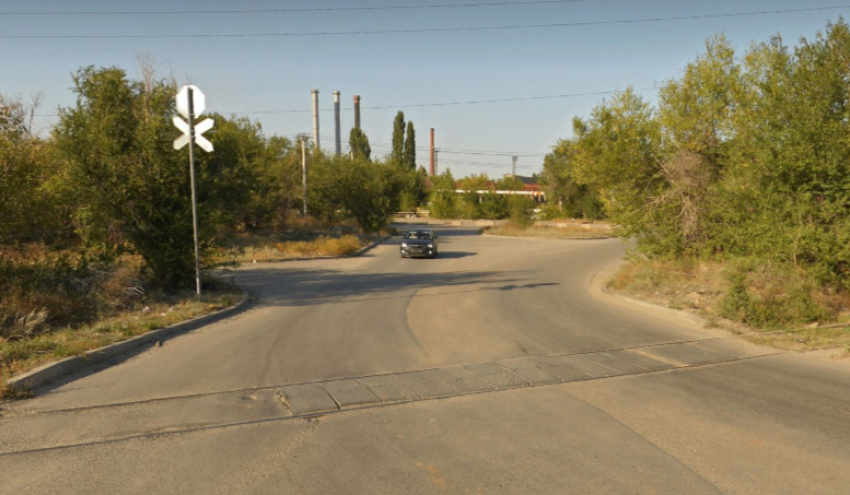 В ночь на 2 октября в Волгограде перекроют железнодорожный переезд