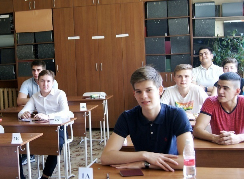 Волгоградские выпускники пережили ЕГЭ по русскому