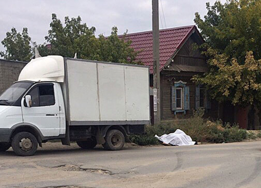 «Газель» насмерть переехала пытавшегося остановить ее водителя на юге Волгограда