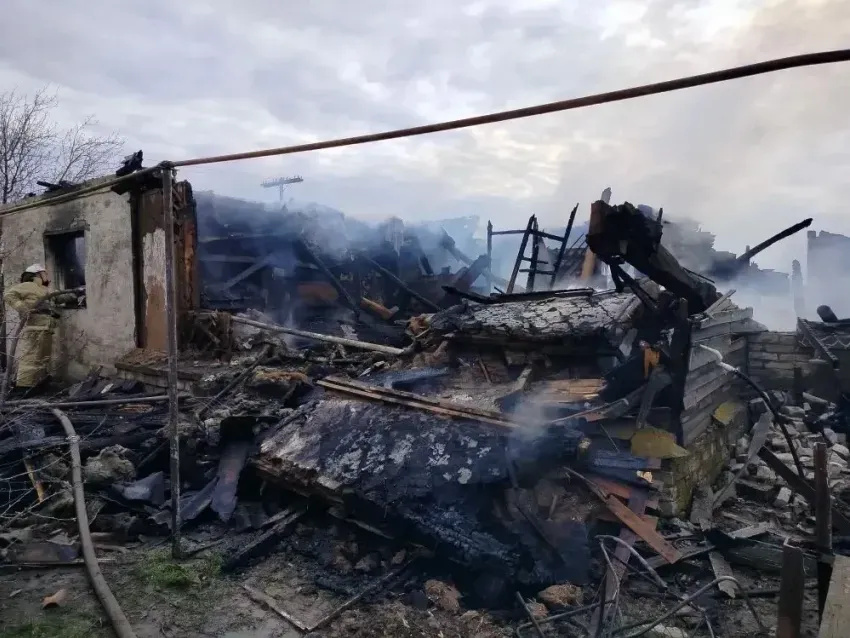 21-летняя погибла в страшном пожаре на юге Волгограда