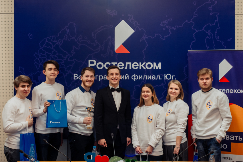 «Ростелеком» с помощью видеоконференцсвязи организовал игру «Что? Где? Когда?» 