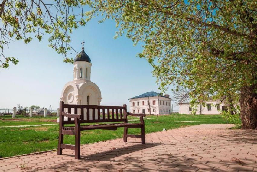 Волгоградская область гордится храмами и дубами