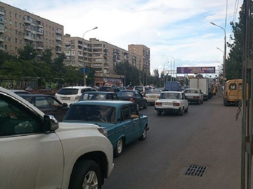 ДТП на юге Волгограда собрало многокилометровую пробку