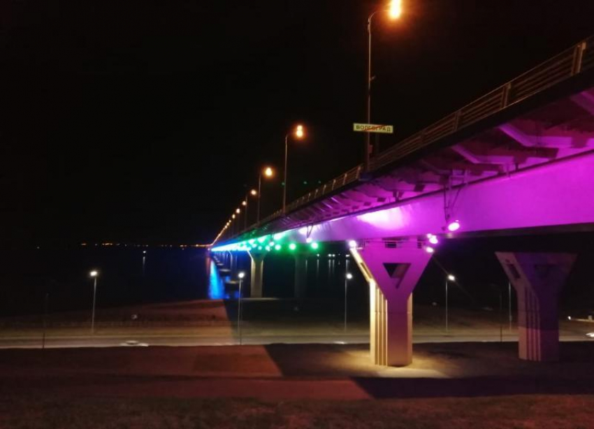 Мосту через Волгу требуется срочный ремонт