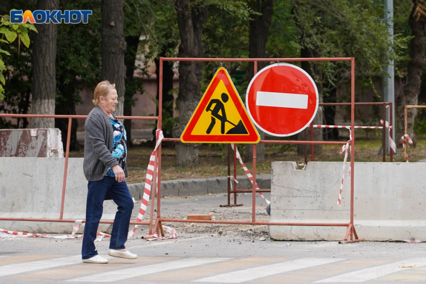 В Волгограде список дорог, которые восстановят в 2022 году, пополнили еще 23