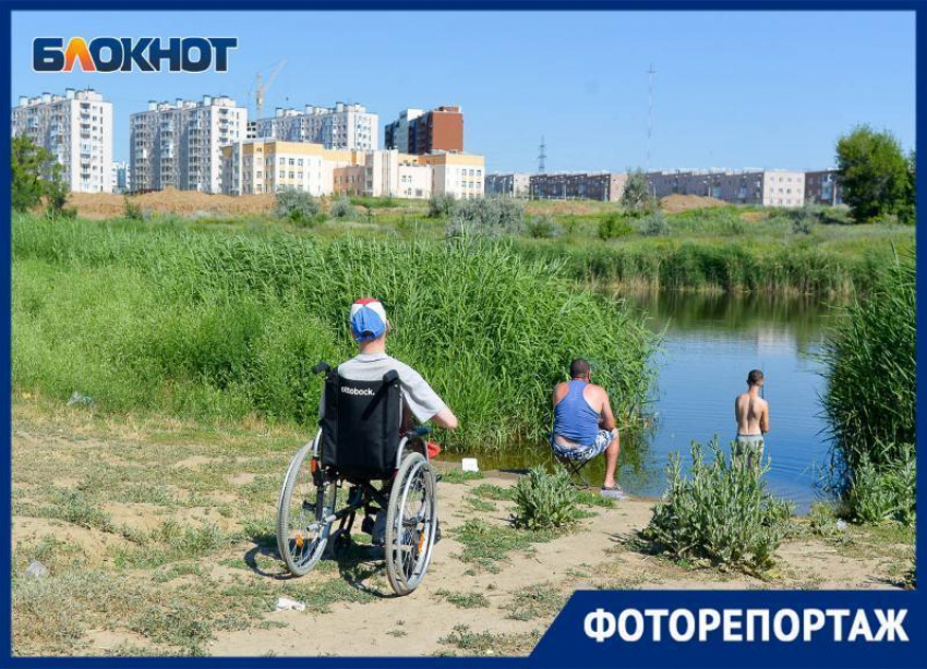 Печальная картина из строительного мусора и отходов в «Родниковой долине» попала в объектив волгоградского фотографа