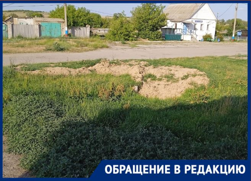 «Рассаду не сажаем, сгорит»: два месяца остается без воды село под Волгоградом 