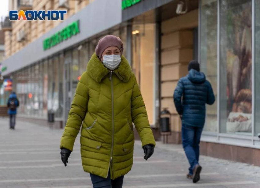 С первыми симптомами COVID-19 жители Волгоградской области не обращаются к врачам: подробности о 3 умерших на 30 ноября