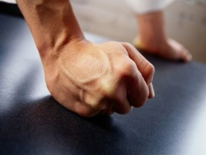 В Волжском 24-летний мужчина до смерти забил собственную мать