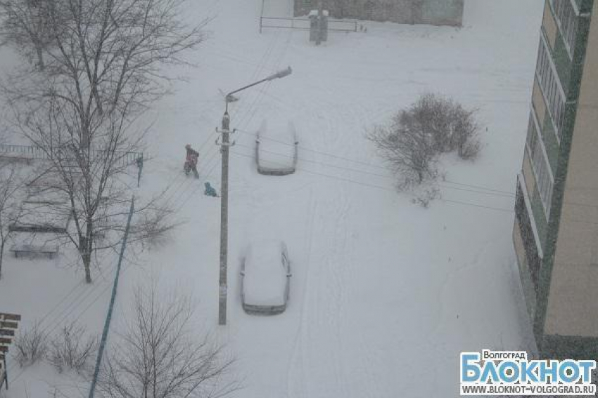 Штормовое предупреждение объявлено в Волгоградской области