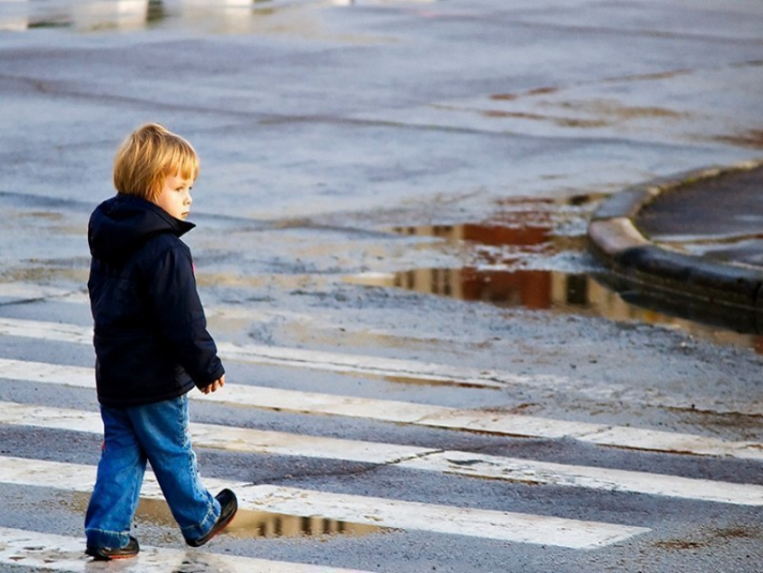 В Камышине автоледи на ВАЗ-2170 сбила 5-летнего мальчика